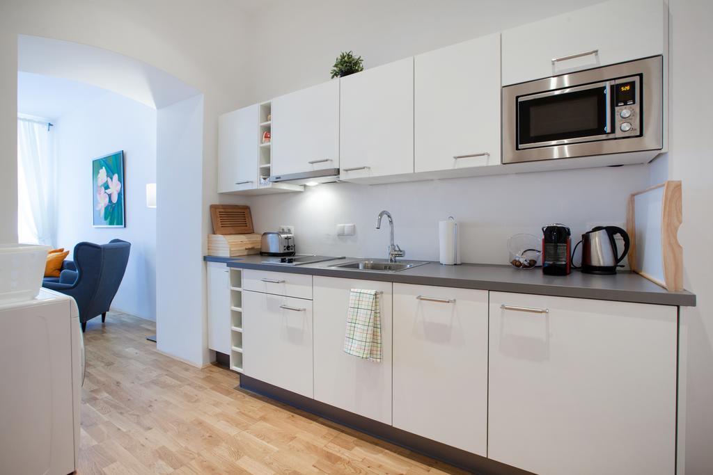 Apartment Theresiengasse Bécs Szoba fotó