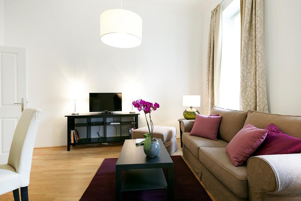 Apartment Theresiengasse Bécs Szoba fotó