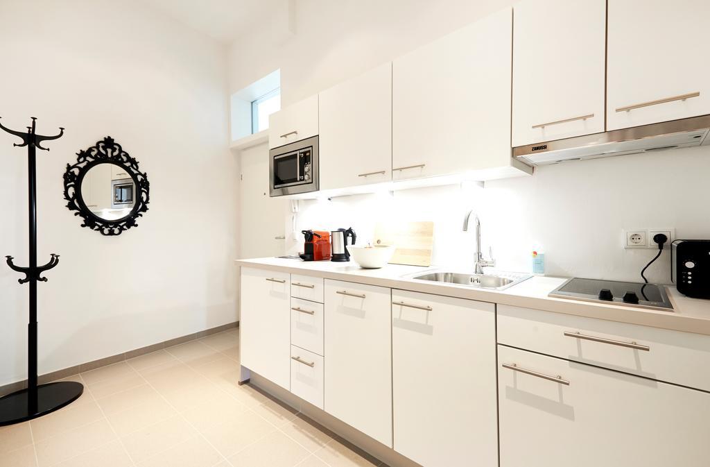 Apartment Theresiengasse Bécs Szoba fotó