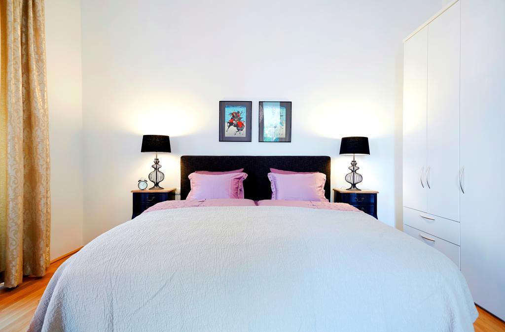 Apartment Theresiengasse Bécs Szoba fotó